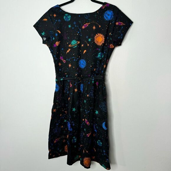 Run and Fly Cosmic Space Belted Tea Dress with Pockets - Picture 5 of 9